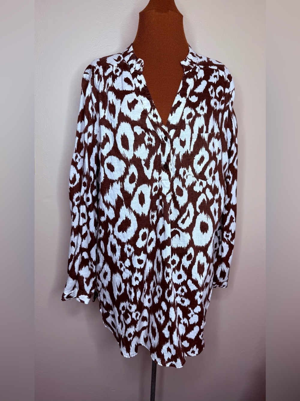 Allison Taylor Brown and White Print long Sleeve Linen Blouse Size XL